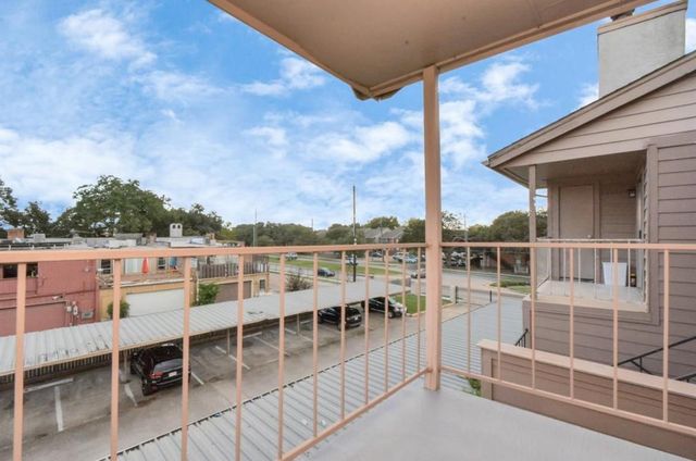 10101 S Gessner Road 811, Houston, TX 77071
