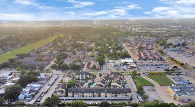 10101 S Gessner Road 811, Houston, TX 77071