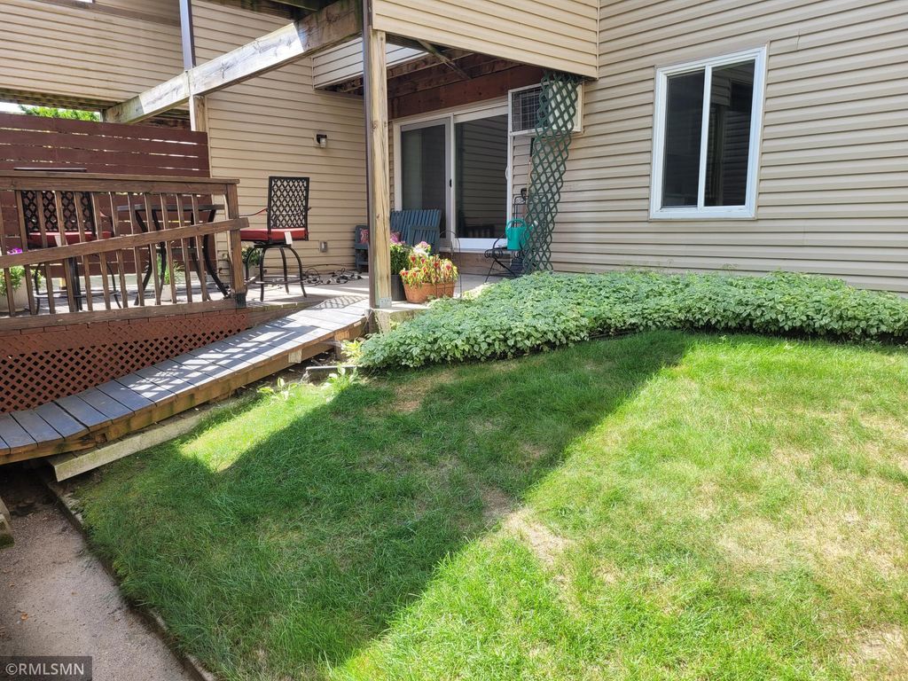 10840 Rockford Road 111, Plymouth, MN 55442 — exterior