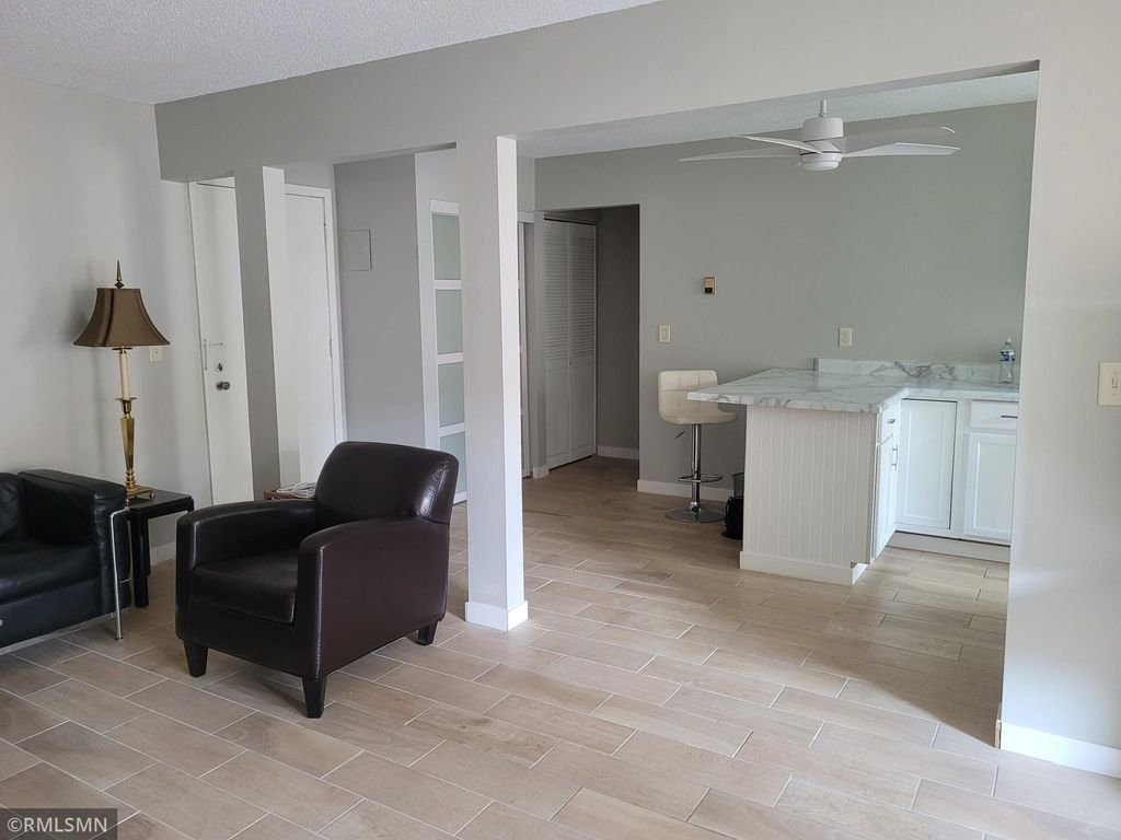 10840 Rockford Road 111, Plymouth, MN 55442 — photo 3