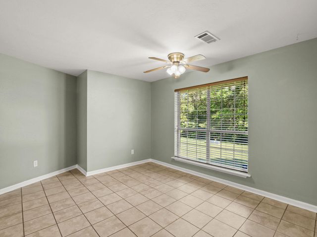 212 Section Line Rd, Leesville, LA 71446