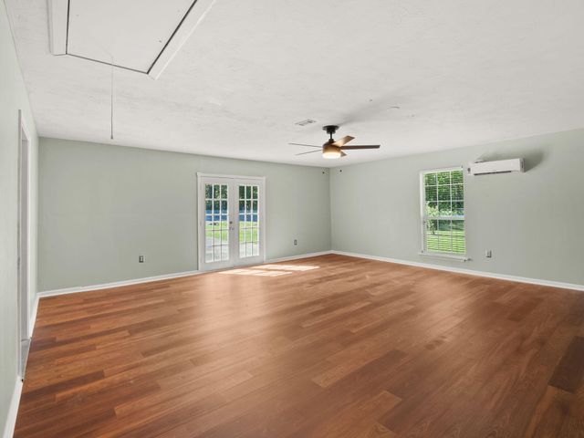 212 Section Line Rd, Leesville, LA 71446