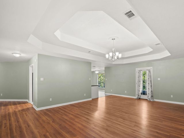 212 Section Line Rd, Leesville, LA 71446