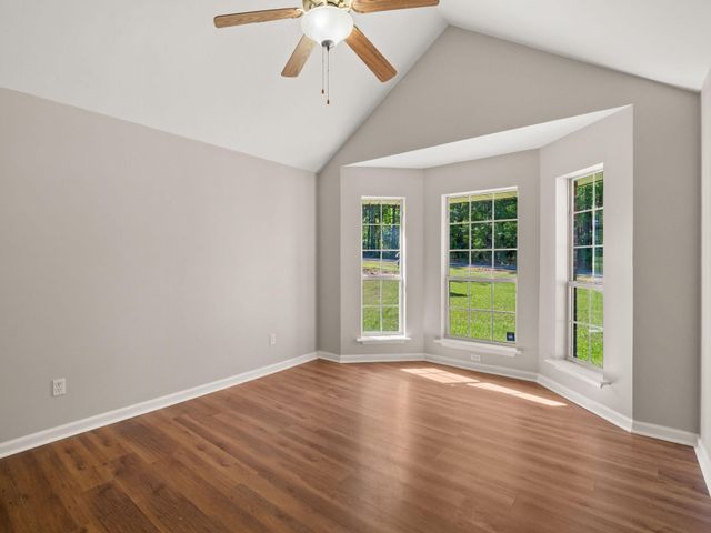 212 Section Line Rd, Leesville, LA 71446