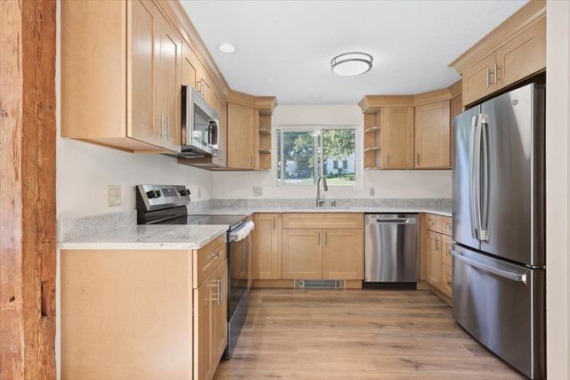 104R Fordway Extension, Derry, NH 03038
