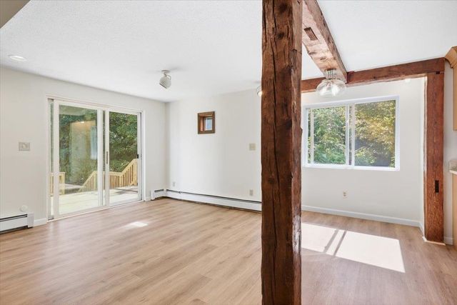 104R Fordway Extension, Derry, NH 03038