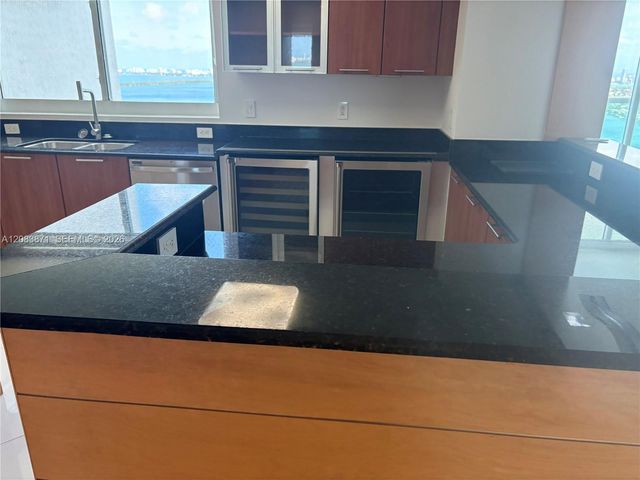 1800 N Bayshore Drive 3601, Miami, FL 33132