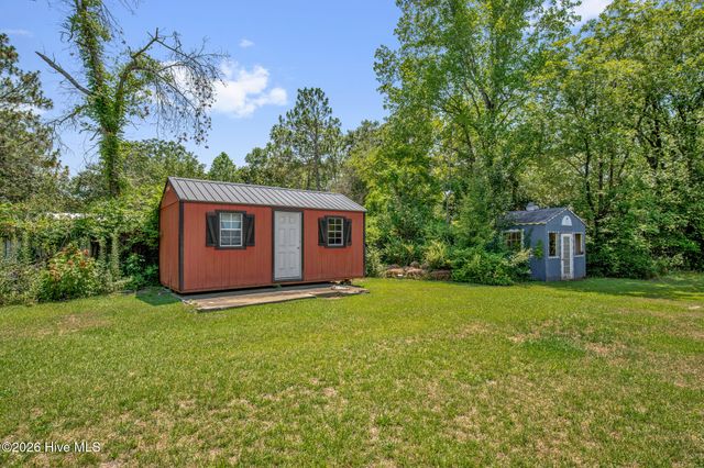 157 Flat Rock Lane, Aberdeen, NC 28315