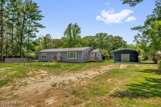 157 Flat Rock Lane, Aberdeen, NC 28315
