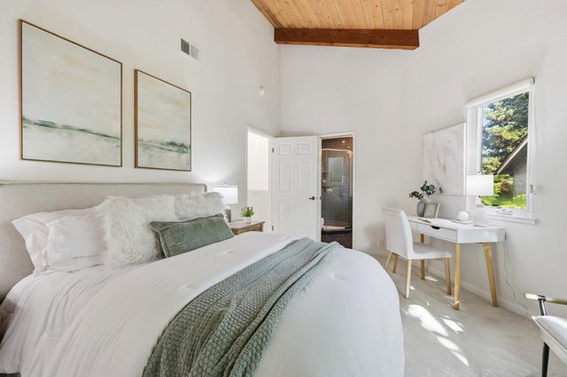 623 Middle Avenue, Menlo Park, CA 94025