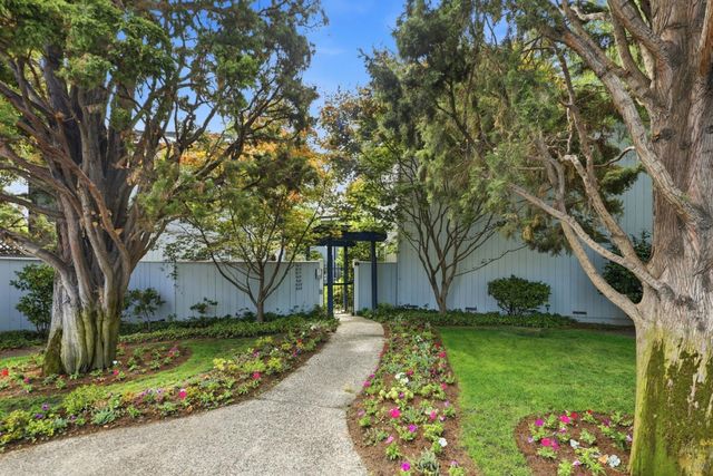 623 Middle Avenue, Menlo Park, CA 94025