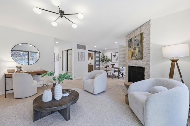 623 Middle Avenue, Menlo Park, CA 94025