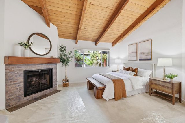 623 Middle Avenue, Menlo Park, CA 94025