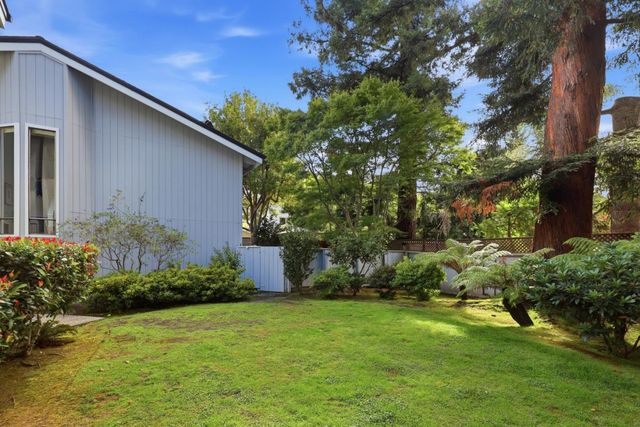 623 Middle Avenue, Menlo Park, CA 94025
