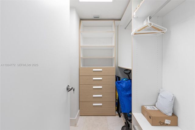 2711 S Ocean Dr 2701, Hollywood, FL 33019