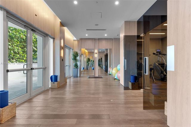 2711 S Ocean Dr 2701, Hollywood, FL 33019