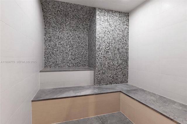 2711 S Ocean Dr 2701, Hollywood, FL 33019