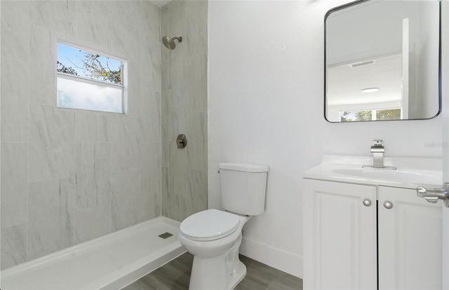 1817 E YUKON STREET, Tampa, FL 33604