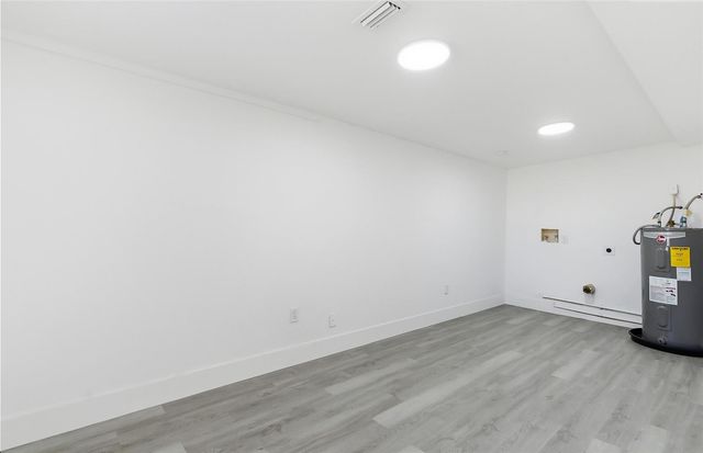 1817 E YUKON STREET, Tampa, FL 33604