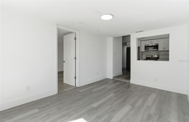 1817 E YUKON STREET, Tampa, FL 33604