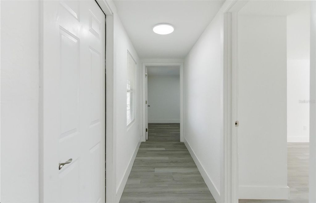 Image 9 of property listing at 1817 E YUKON STREET, Tampa, FL 33604