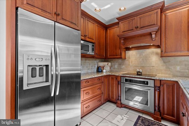 3688 PLEASANT VALLEY RD, York, PA 17406