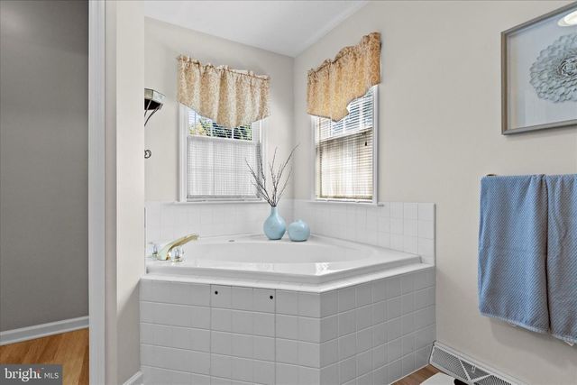 3688 PLEASANT VALLEY RD, York, PA 17406