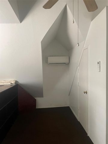 1959 Lexington Street B, Houston, TX 77098