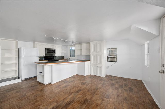 1959 Lexington Street B, Houston, TX 77098