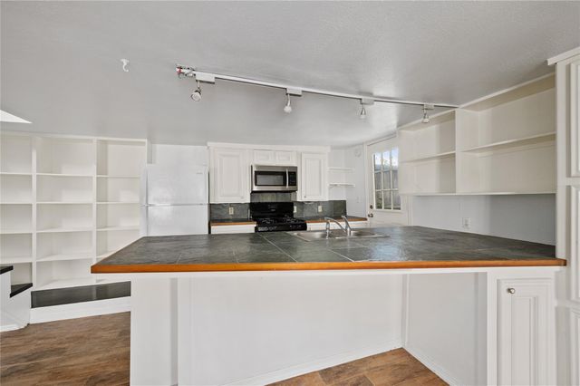 1959 Lexington Street B, Houston, TX 77098