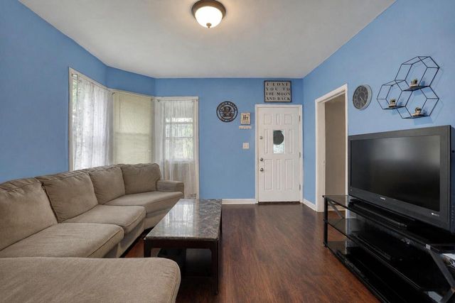 1525 Owen AVENUE, Racine, WI 53403