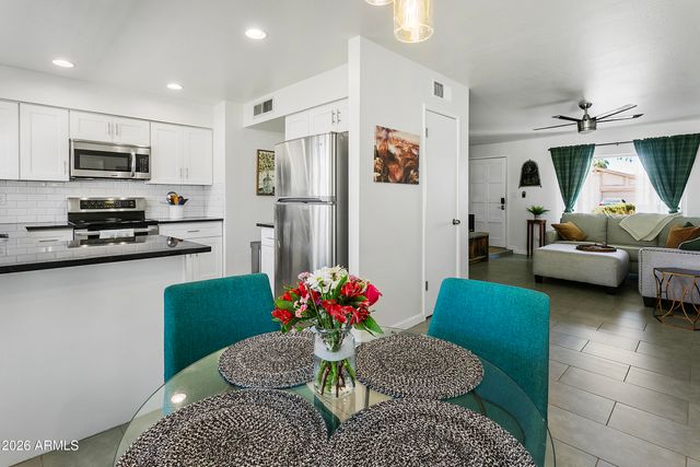 1028 W MINTON Drive, Tempe, AZ 85282