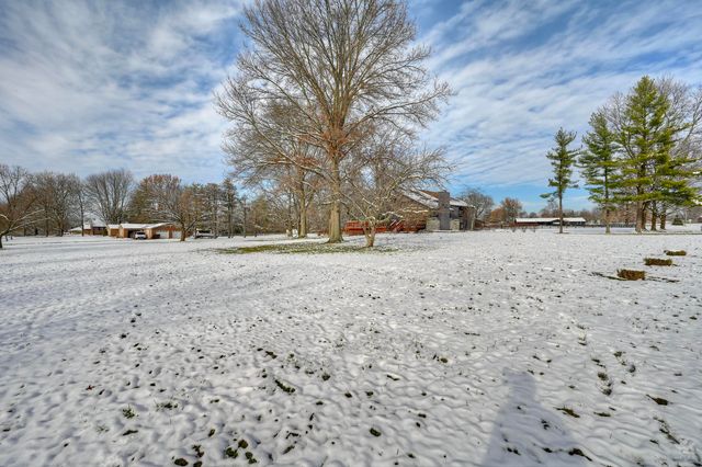 8657 Valleyview Drive, Florence, KY 41042