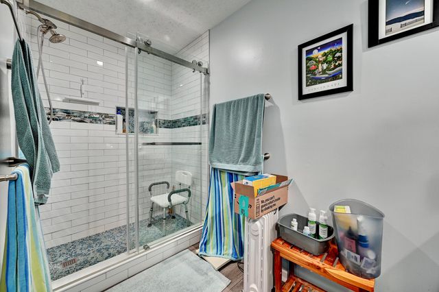 8657 Valleyview Drive, Florence, KY 41042