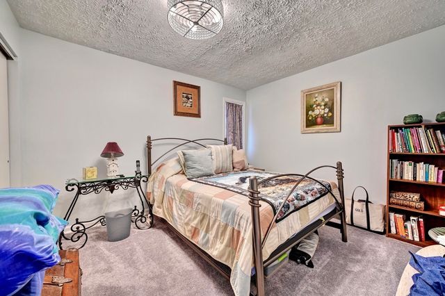 8657 Valleyview Drive, Florence, KY 41042