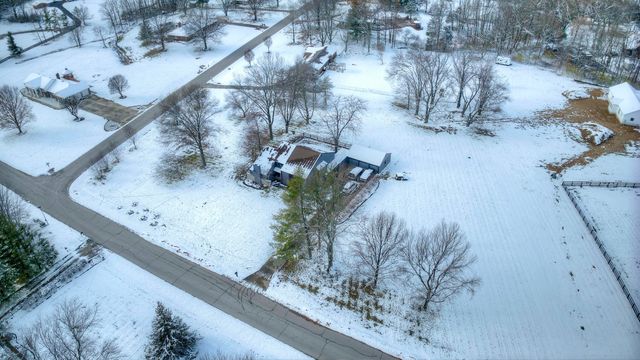 8657 Valleyview Drive, Florence, KY 41042