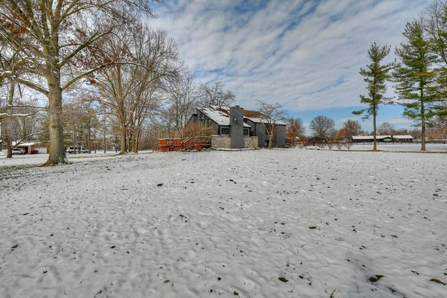 8657 Valleyview Drive, Florence, KY 41042