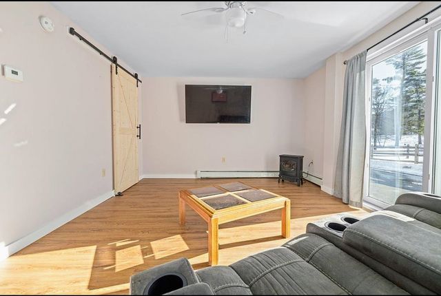 593 New Hampshire Route 10, Orford, NH 03777