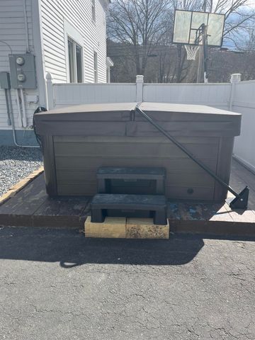 593 New Hampshire Route 10, Orford, NH 03777