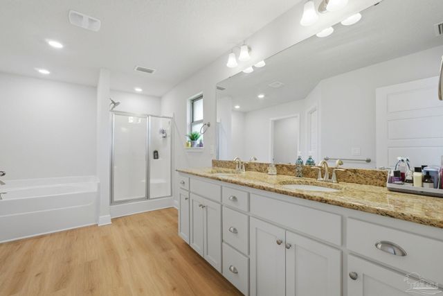 6512 Benelli Dr, Milton, FL 32570