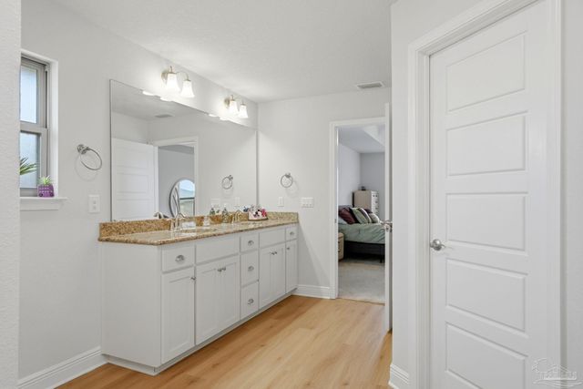6512 Benelli Dr, Milton, FL 32570