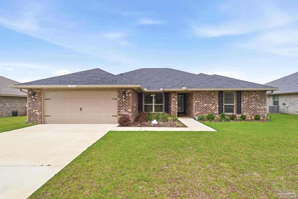 6512 Benelli Dr, Milton, FL 32570
