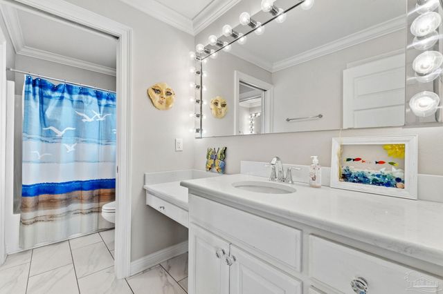 5696 Abbington Ln, Milton, FL 32583