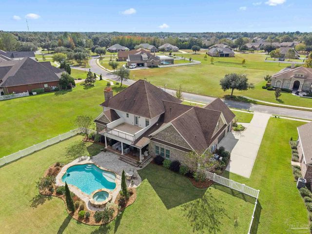 5696 Abbington Ln, Milton, FL 32583