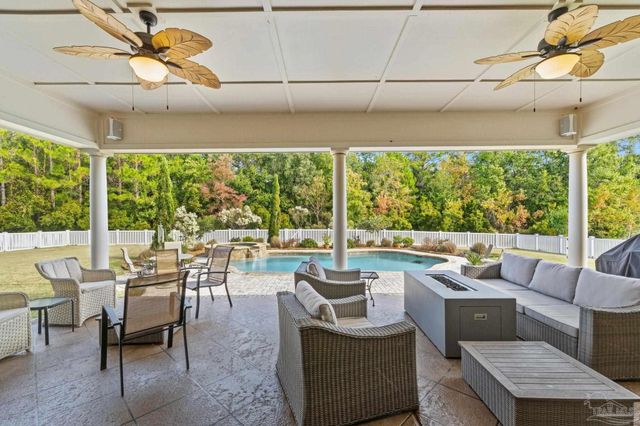 5696 Abbington Ln, Milton, FL 32583