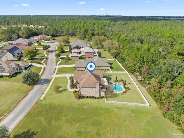 5696 Abbington Ln, Milton, FL 32583