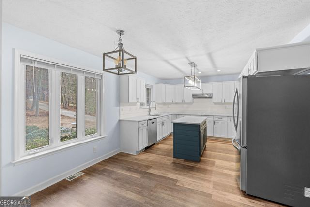 2117 Lakeview Parkway, Villa Rica, GA 30180