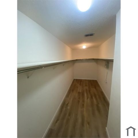 2001 Barton Springs Drive, Corinth, TX 76210