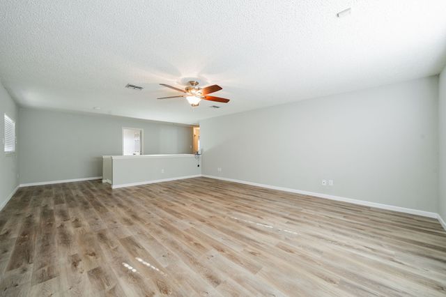 2001 Barton Springs Drive, Corinth, TX 76210