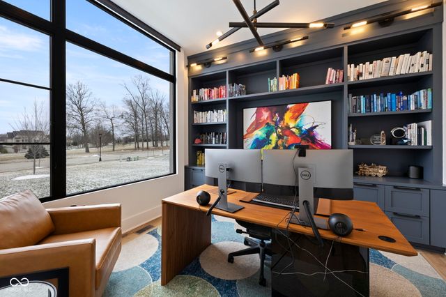 15377 Grassy Creek Lane, Carmel, IN 46033